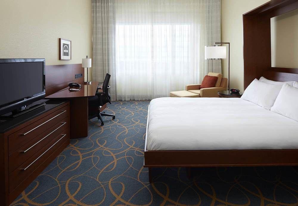 Marriott Montreal Airport In-Terminal Hotel Dorval Exteriér fotografie