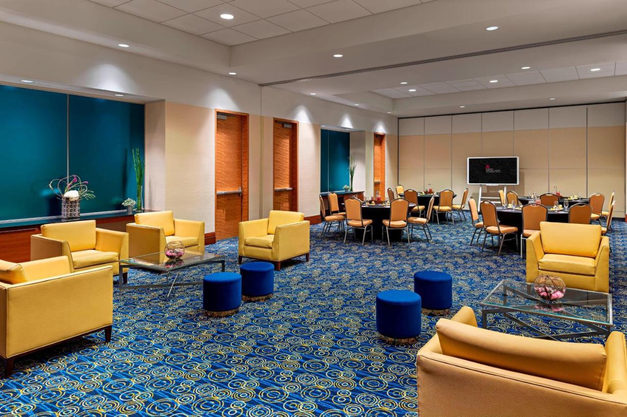 Marriott Montreal Airport In-Terminal Hotel Dorval Exteriér fotografie