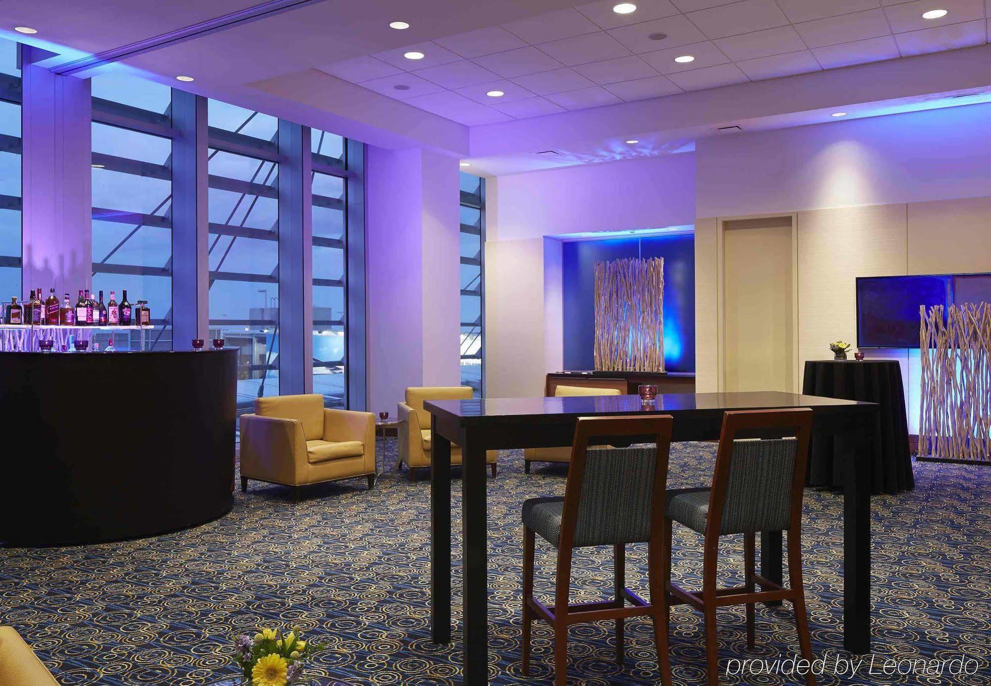 Marriott Montreal Airport In-Terminal Hotel Dorval Exteriér fotografie